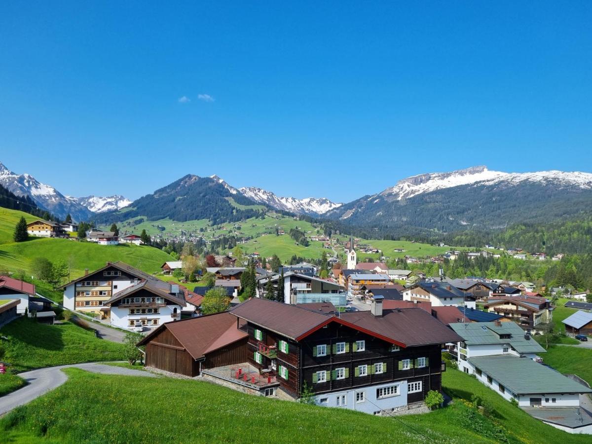 Gaestehaus Alpina Рицлерн Экстерьер фото